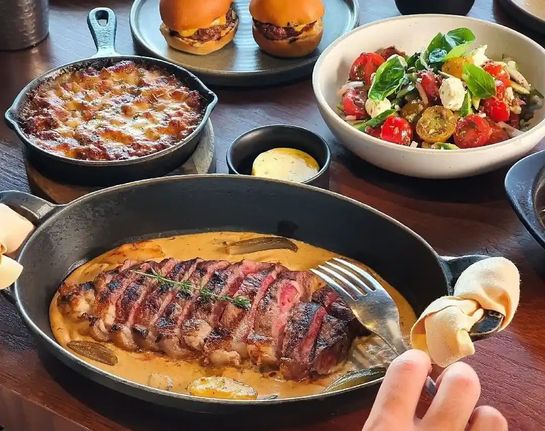 Charcoza | A Modern Steakhouse